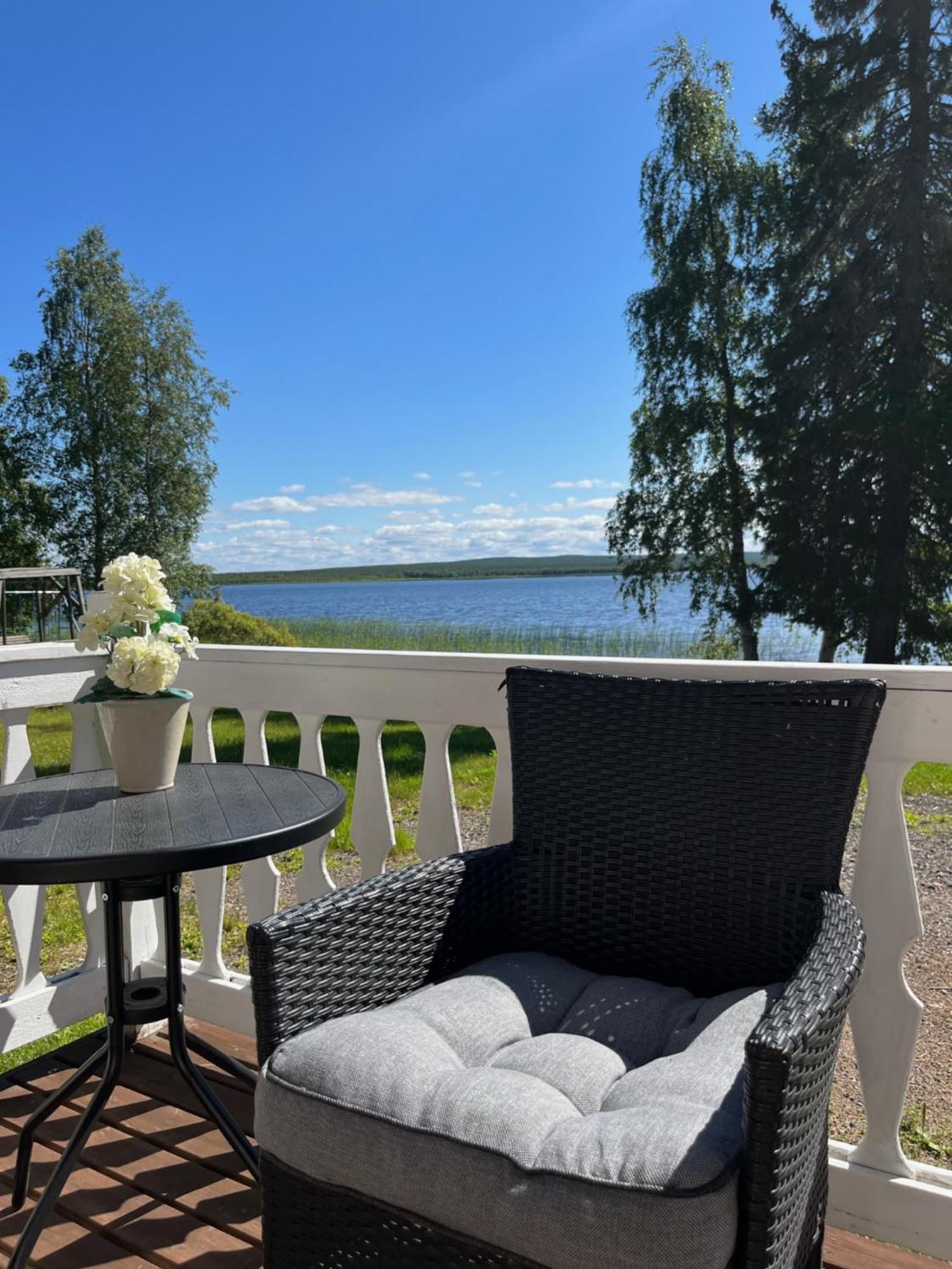 Villa Ahosen Lomamoekit Vikajärvi Exterior foto