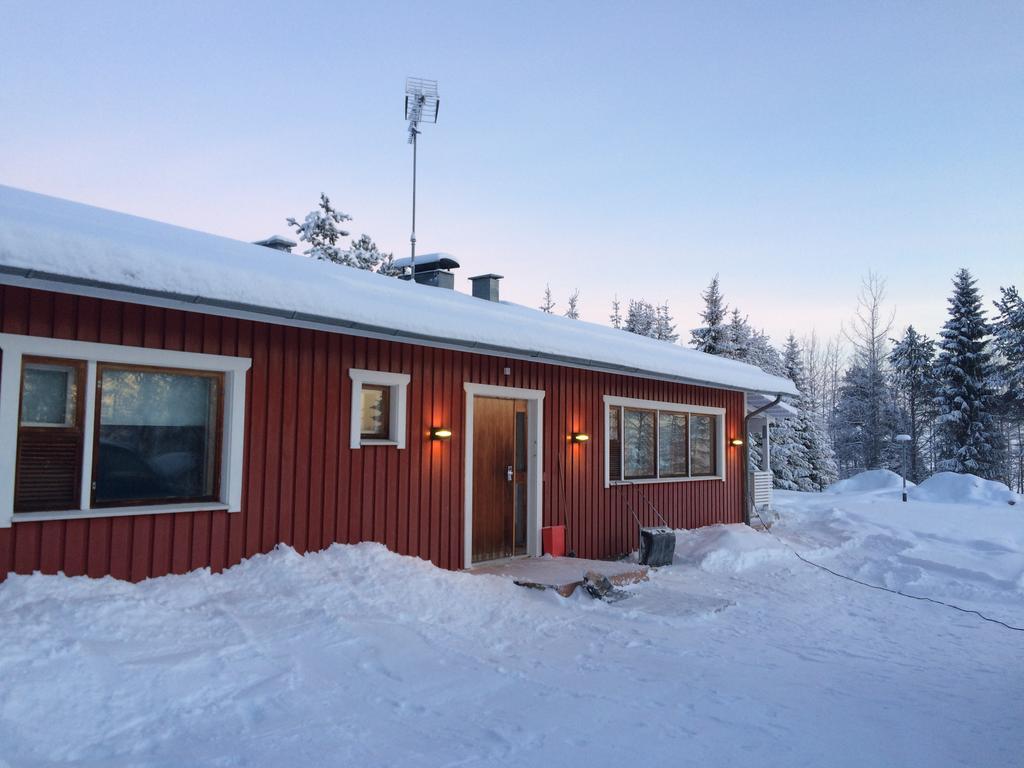 Villa Ahosen Lomamoekit Vikajärvi Exterior foto